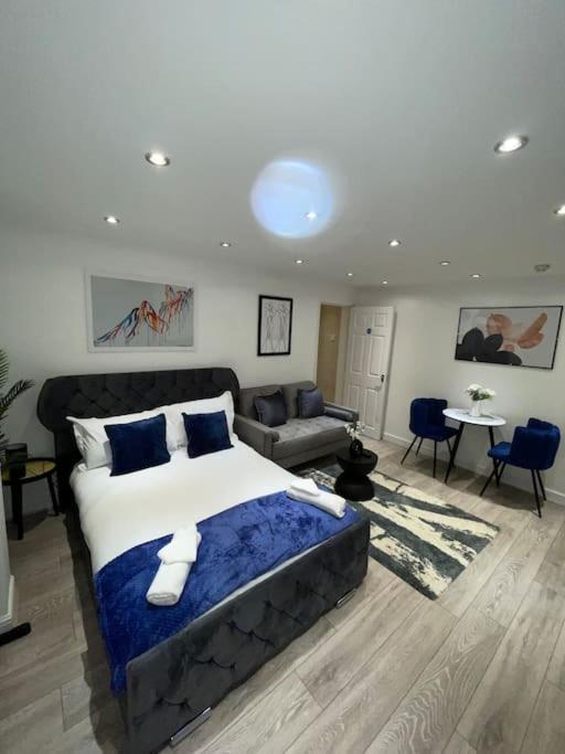 Stylish Cosy Studio Apartment Gravesend Bagian luar foto