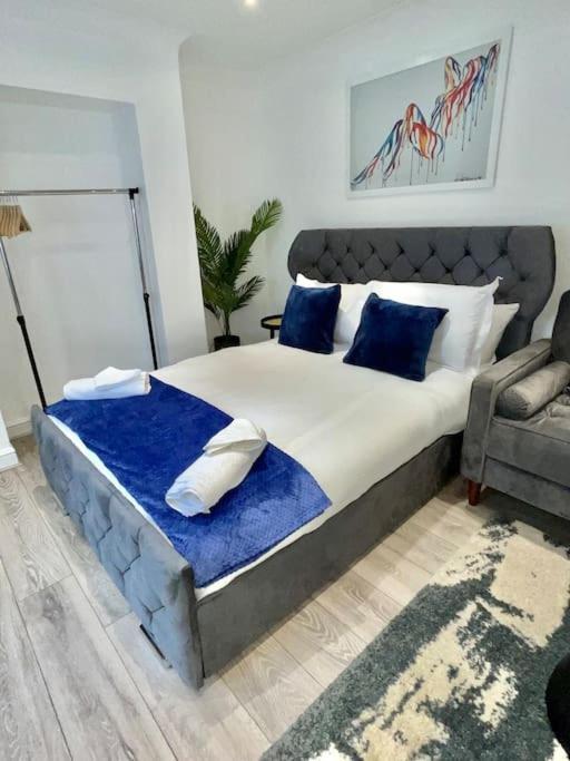 Stylish Cosy Studio Apartment Gravesend Bagian luar foto